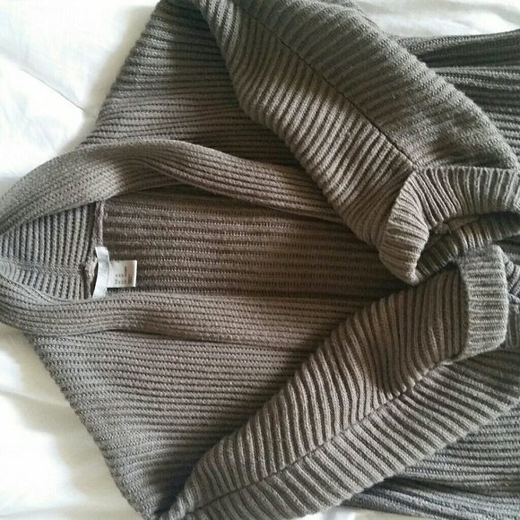 <<H&M comfy & warm short cape>> - Picture 2 of 6